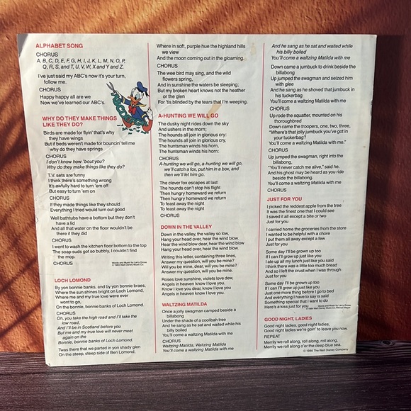 1986 Vintage Disney’s Children’s Favorites, volume 1, 2 and 3 on vinyl record - Picture 11 of 11